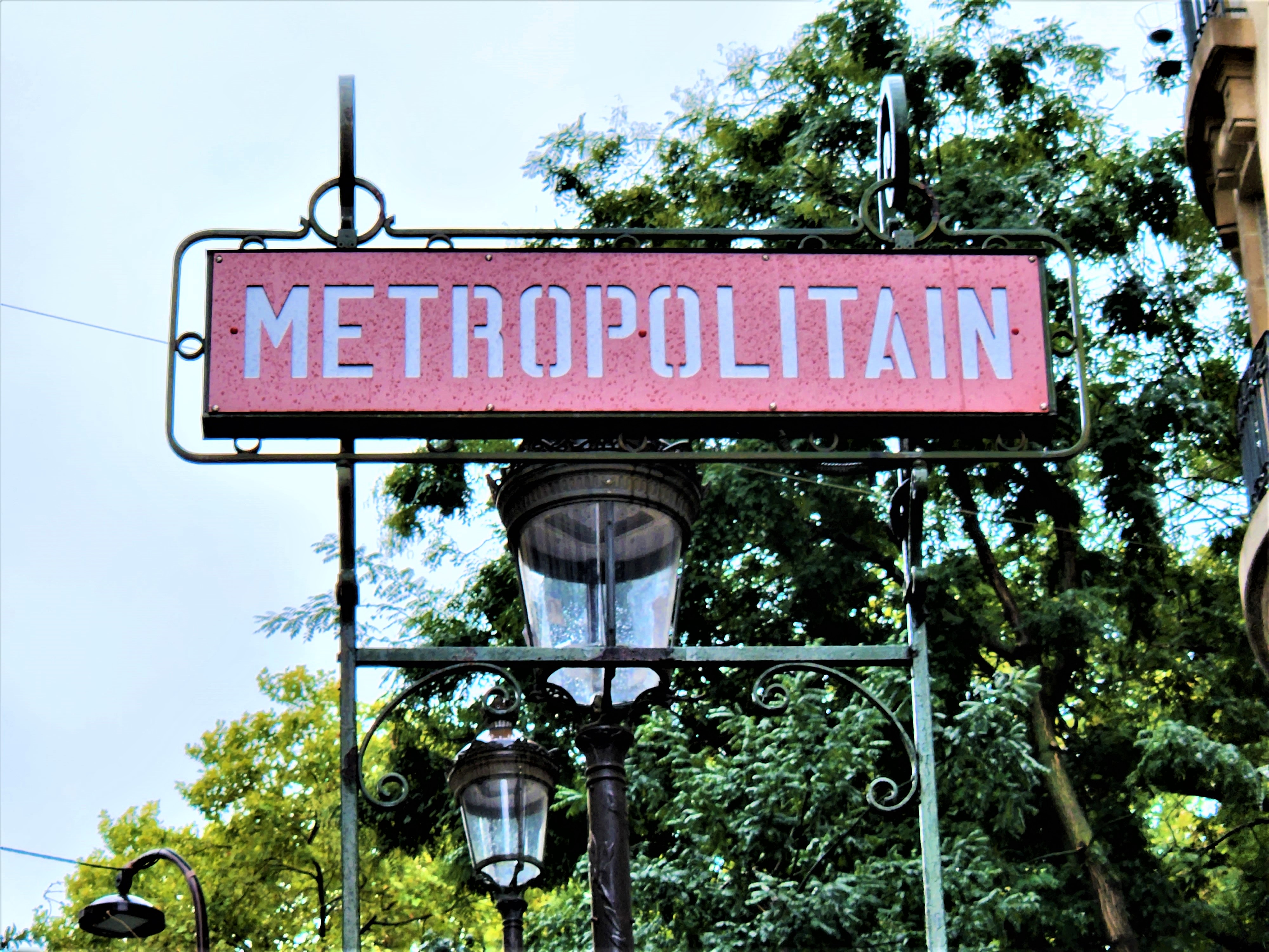 Metropolitan sign